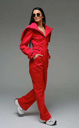 Женский комбинезон Бургундия Стрит красный softshell Manufaktura KMP — вид спереди