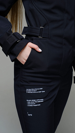 Женский комбинезон МонтеКарло Стрит песочный softshell Manufaktura KMP — вид спереди