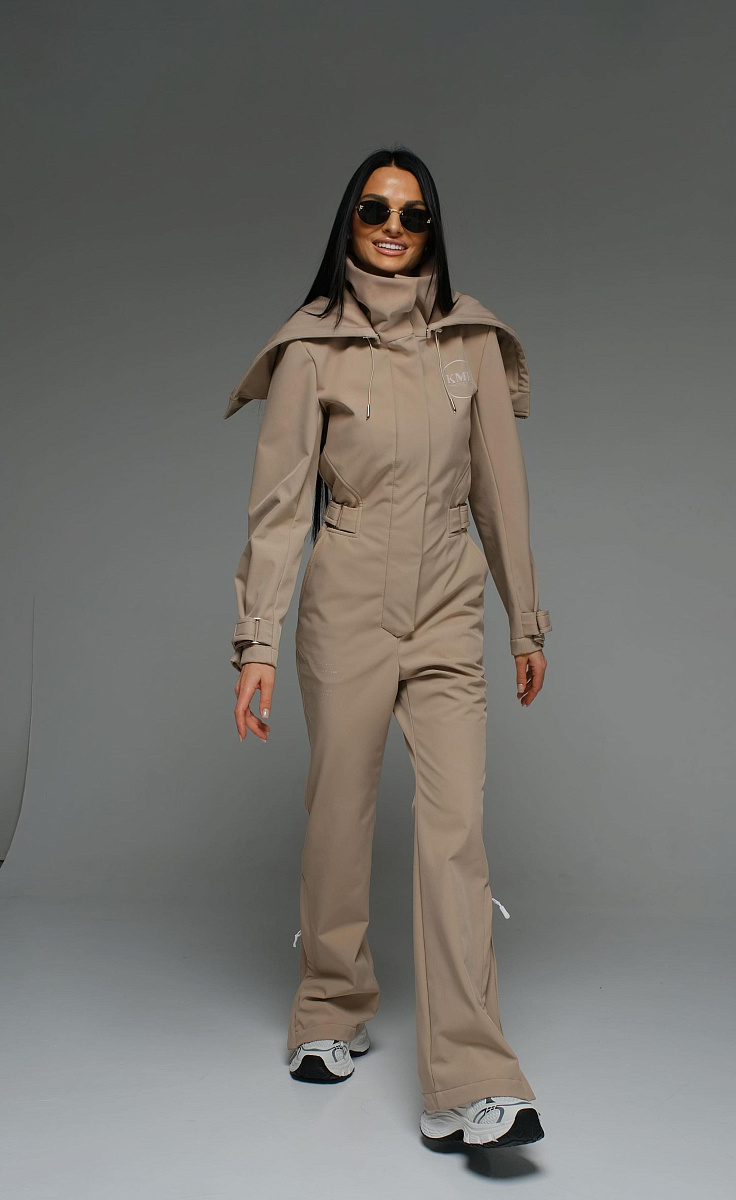 Женский демисезонный комбинезон Фрейле Стрит песочный softshell Manufaktura KMP