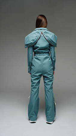 Женский комбинезон Бирюзовый Стрит песочный softshell Manufaktura KMP — вид спереди