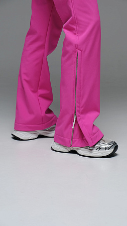 Женский комбинезон МуленРуж Стрит песочный softshell Manufaktura KMP — вид спереди