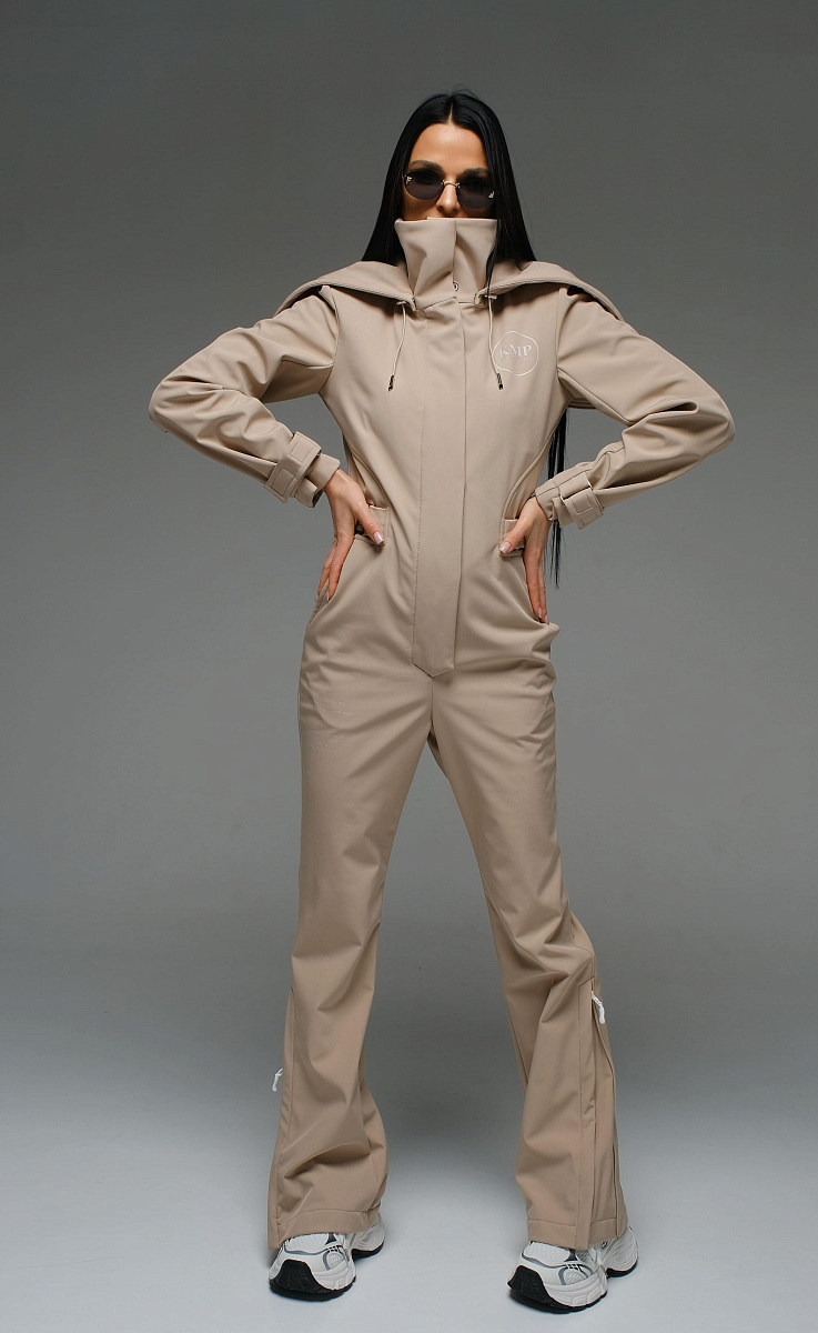 Женский демисезонный комбинезон Фрейле Стрит песочный softshell Manufaktura KMP