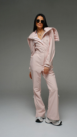 Женский комбинезон Пион Стрит песочный softshell Manufaktura KMP — вид спереди