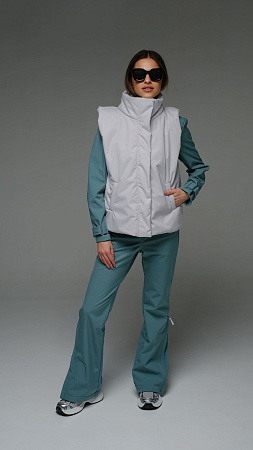 Женский комбинезон Бирюзовый Стрит песочный softshell Manufaktura KMP — вид спереди